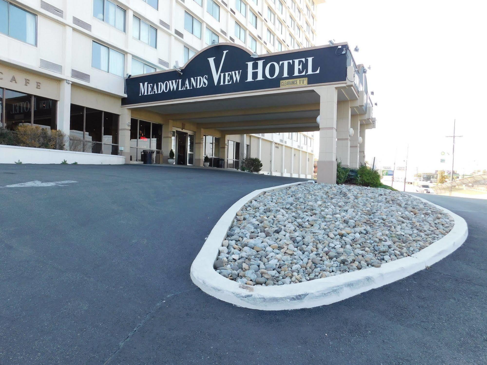 Ramada By Wyndham North Bergen Hotel Eksteriør billede